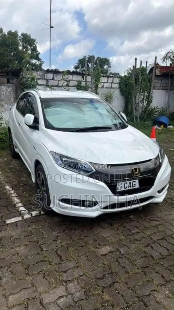 Honda Vezel 2015 SUV (Used)
