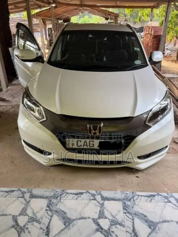 Honda Vezel 2015 SUV (Used)