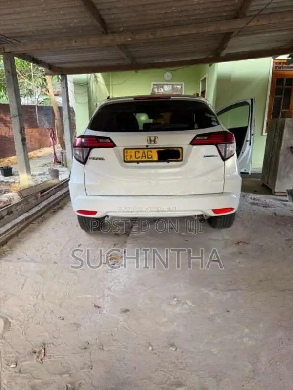 Honda Vezel 2015 SUV (Used)