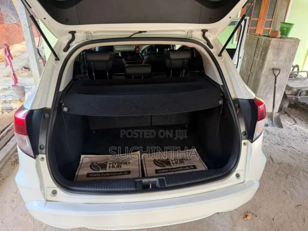 Honda Vezel 2015 SUV (Used)