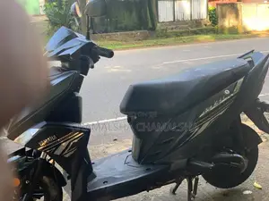 Yamaha Ray ZR 2014 Motorbike (Used)