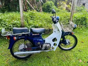 Honda Press Cub 2002 Motorbike (Used)