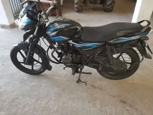 Bajaj Discovere 100 2017 motorcycle (Used)