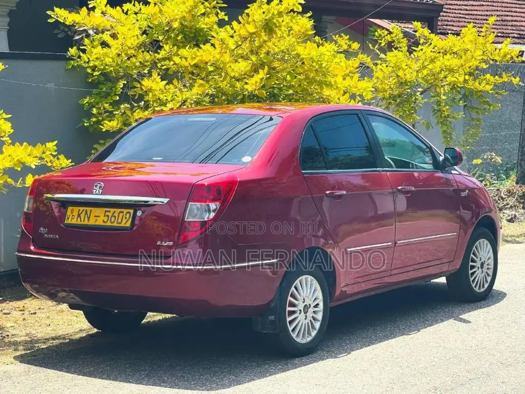 Tata Indigo 2011 Car (Used)