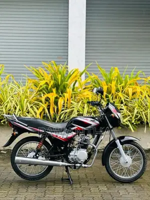 Bajaj CT-100 2005 Motorbike (Used)