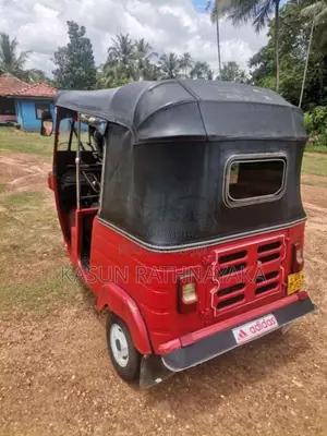 Bajaj 4 Stroke 2010 Three Wheel (Used)