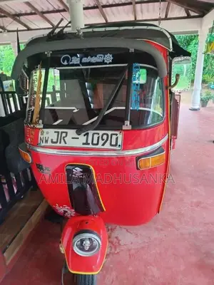 Bajaj 2 Stroke 2005 Three Wheel (Used)