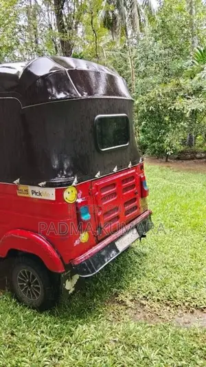 Bajaj 2 stroke 2004 Three Wheel (Used)
