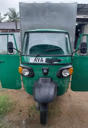 Bajaj RE 2026 Three Wheel (Used)