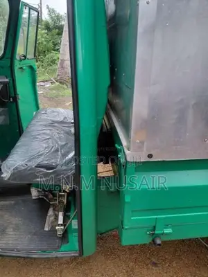 Bajaj RE 2026 Three Wheel (Used)