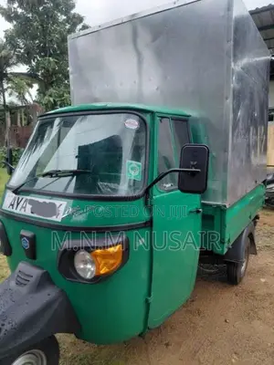 Bajaj RE 2026 Three Wheel (Used)