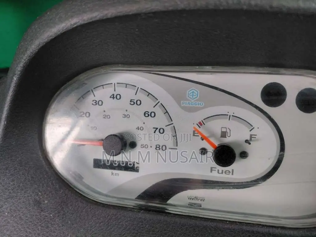 Bajaj RE 2026 Three Wheel (Used)