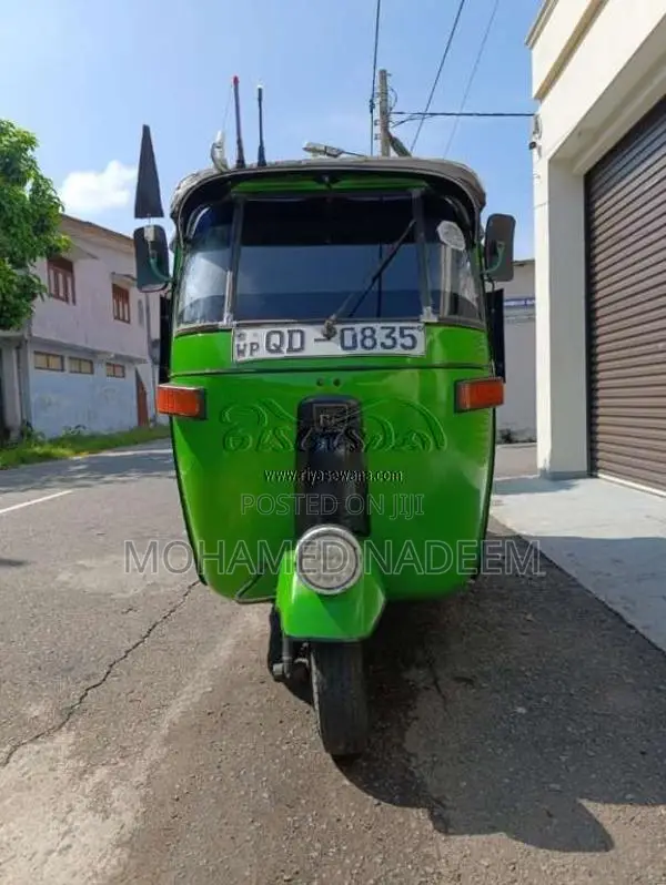Bajaj 2 Stroke 2005 Three Wheel (Used)