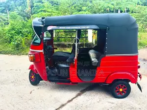 Bajaj RE 205 2012 Three Wheel (Used)
