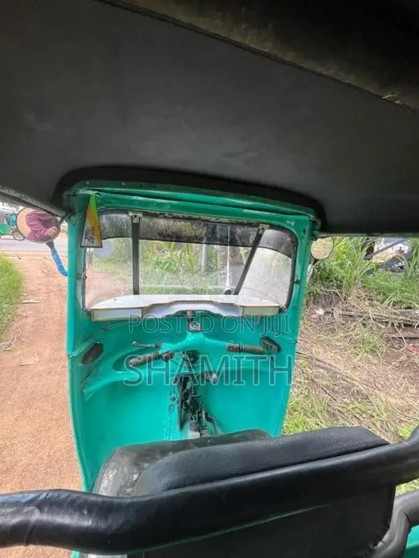 Bajaj 2 Stroke 1986 Three Wheel (Used)