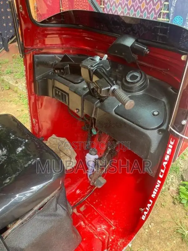 Bajaj RE 205 2012 Three Wheel (Used)