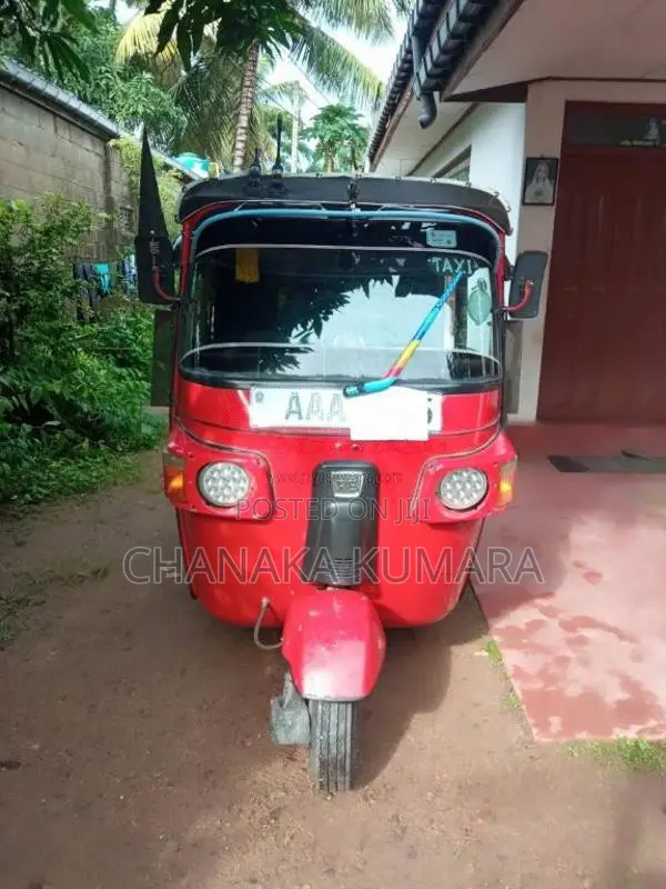 Bajaj 4 Stroke 2012 Three Wheel (Used)