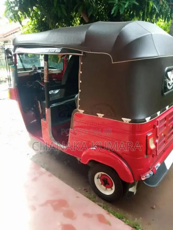 Bajaj 4 Stroke 2012 Three Wheel (Used)