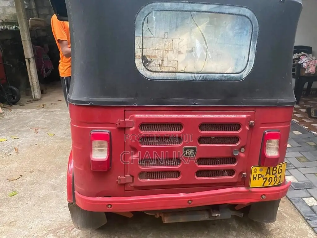 Bajaj 4 stroke 2016 Three Wheel (Used)