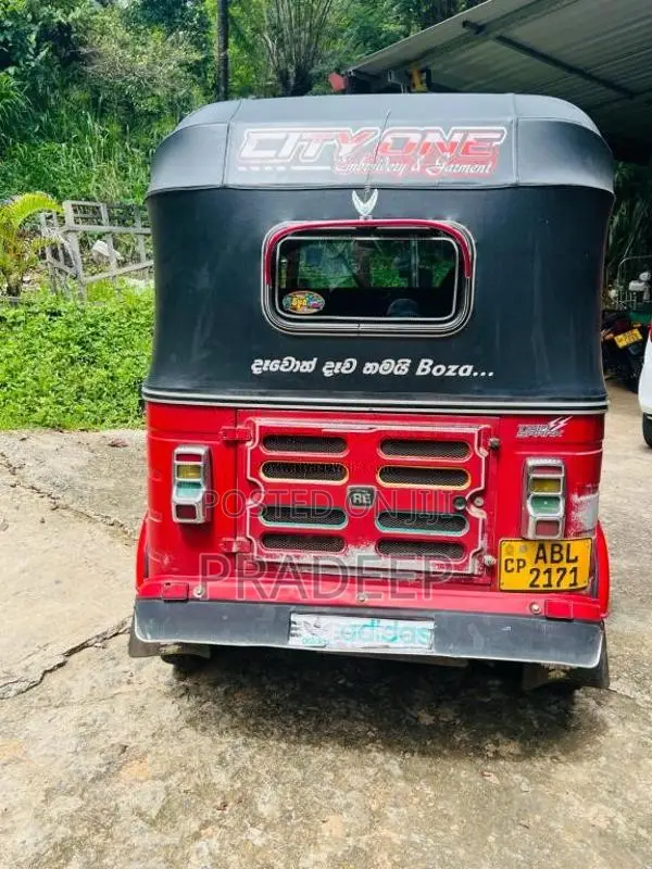 Bajaj Re 2016 Three Wheel (Used)