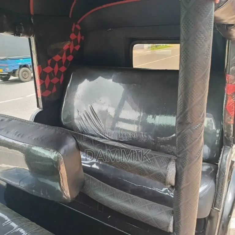 Bajaj RE 2012 Three Wheel (Used)