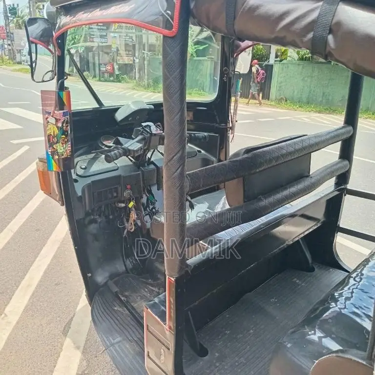 Bajaj RE 2012 Three Wheel (Used)