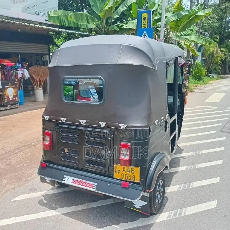 Bajaj RE 2012 Three Wheel (Used)