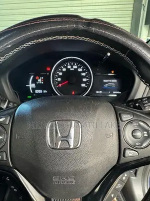 Honda Vezel 2016 SUV (Used)