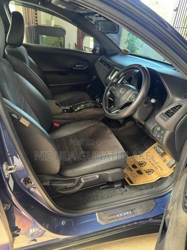 Honda Vezel 2016 SUV (Used)