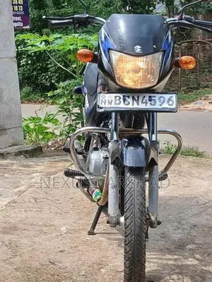 Bajaj CT-100C 2015 Motorbike (Used)