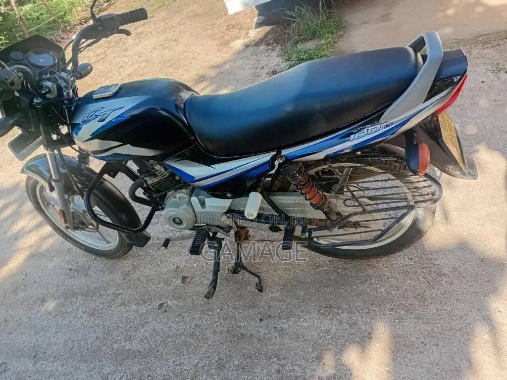 Bajaj CT-100 2025 Motorbike (Used)
