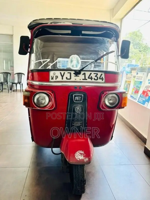 Bajaj 4 stroke 2011 Three Wheel (Used)