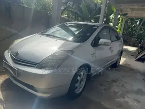 Toyota Prius 2008 Car (Used)