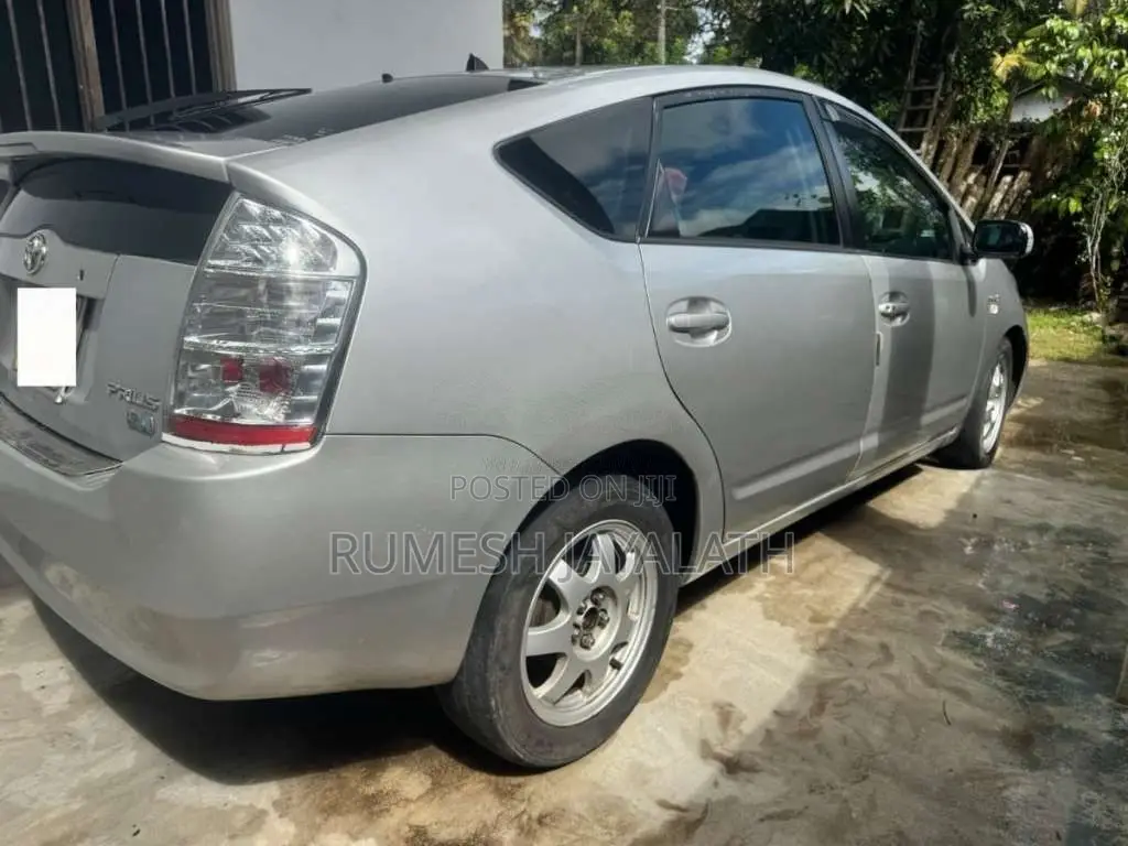 Toyota Prius 2008 Car (Used)