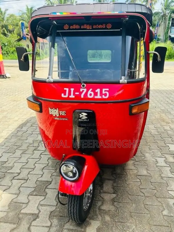 Bajaj 2 Stroke 2004 Three Wheel (Used)