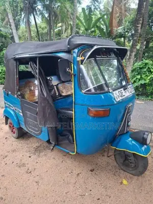 Bajaj 2 Stroke 2006 Three Wheel (Used)