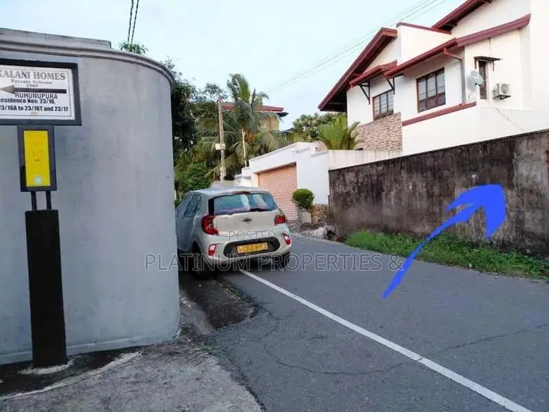 9.89 Perch Valuable Land for Sale in Battaramulla