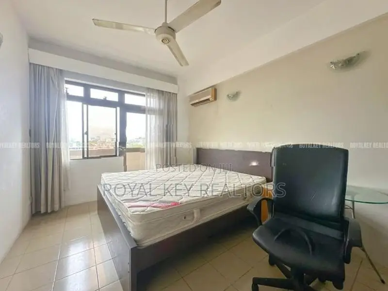 🏢 Flower Court – 03 BR Semi Furnished Apartment Duplex for Rent