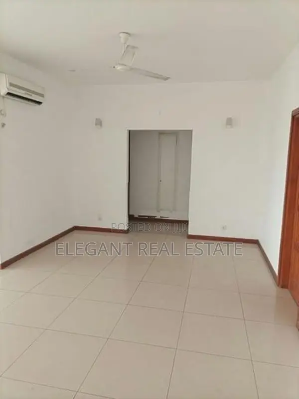 St. Micheal's - 03 Bedroom Apartment For Sale In Colombo 3 (A6125)-Sol
