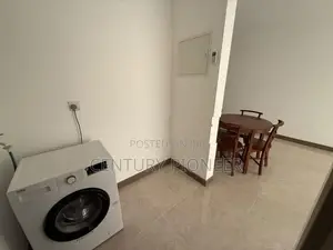 Marina Square - Apartment for Rent in Colombo 15