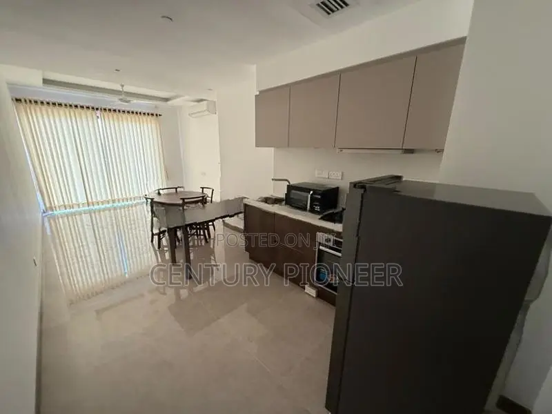 Marina Square - Apartment for Rent in Colombo 15