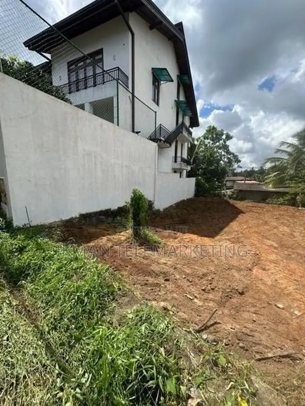 LAND FOR SALE NEAR HIGHLEVEL ROAD HOMAGAMA