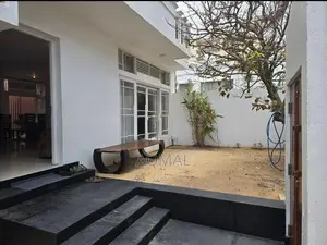 House For Sale In Colombo 06