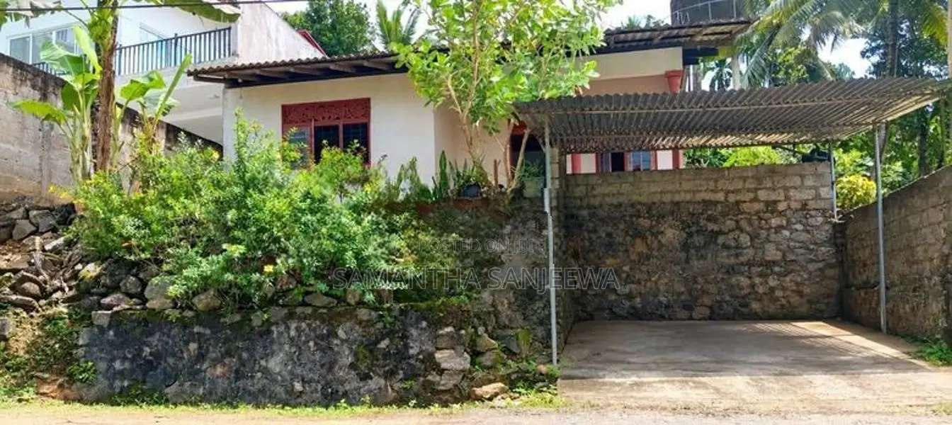 නිවසක් විකිණීමට පාදුක්ක, අලුත් පාර ,මීගොඩ