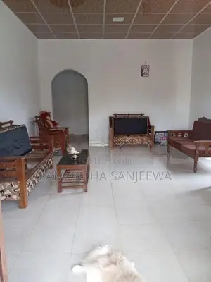නිවසක් විකිණීමට පාදුක්ක, අලුත් පාර ,මීගොඩ