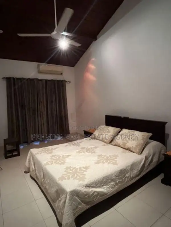 House for Sale in Lake City - Ja Ela