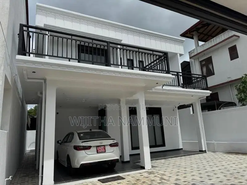 House For Sale Brand New Two Storey Belummahara. In Gampaha