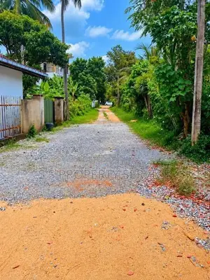 2 Story House For Sale In Yanthampalaawa, Kurunegala
