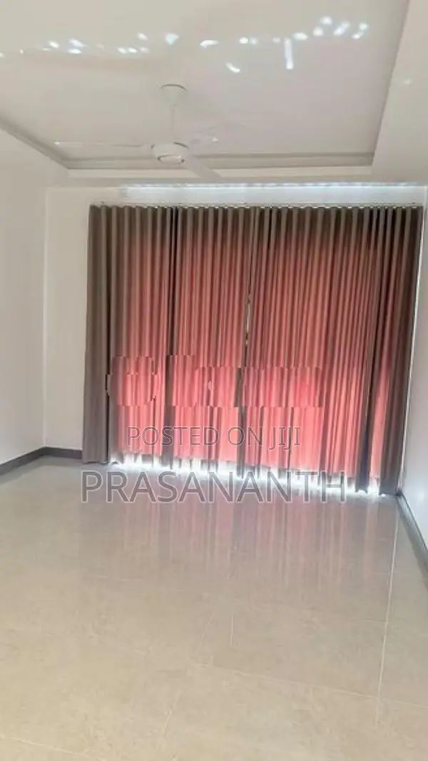 Marina Square, 2 Bed Colombo Apartment For Sale