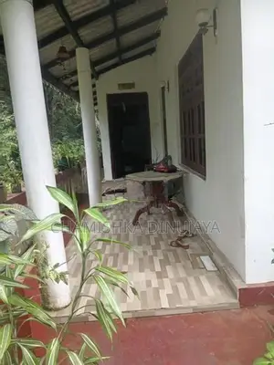 House With Land For Sale In Hasalaka Kandy